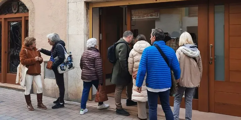 La llibreria Cal Serenet estrena els vermuts literaris