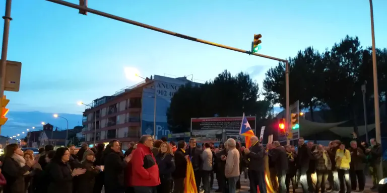 Mobilitzacions per demanar l'alliberament de Carles Puigdemont i els Consellers cessats