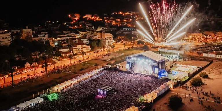 Carlos Ares, Barry B, Remei de Ca La Fresca i Dan Peralbo i el Comboi, primers noms de l'Ítaca Sant Joan a l'Estartit