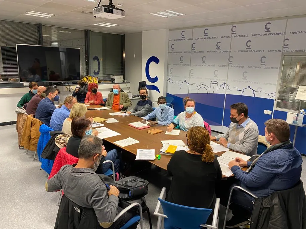 El Consell de Cooperació Cambrils Solidària aplega en una trobada les 10 ONGD que en formen part