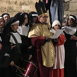 Discurs de “l’enterrament de la sardina” que posa fi al “CARNESTOLTES” - episode art