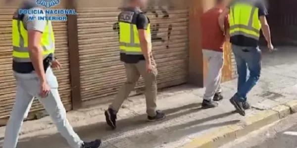 La Policia Nacional desarticula una organització criminal a Tarragona, que es dedicava a traslladar migrants a l'interior de camions