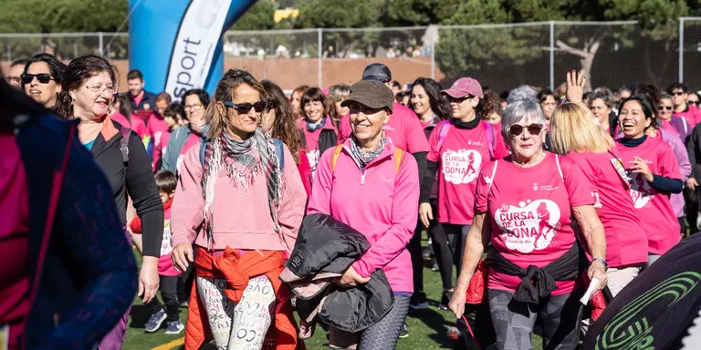 2a Cursa de la Dona: «Un rècord de participació amb 1900 persones, i èxit de convivència i reivindicació»