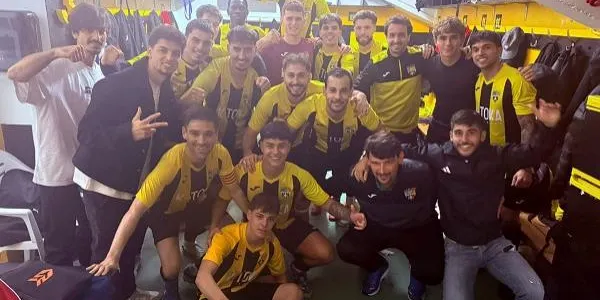 El CE Altafulla remunta al Vendrell i brinda a Sant Martí la primera victòria a casa (4-2)