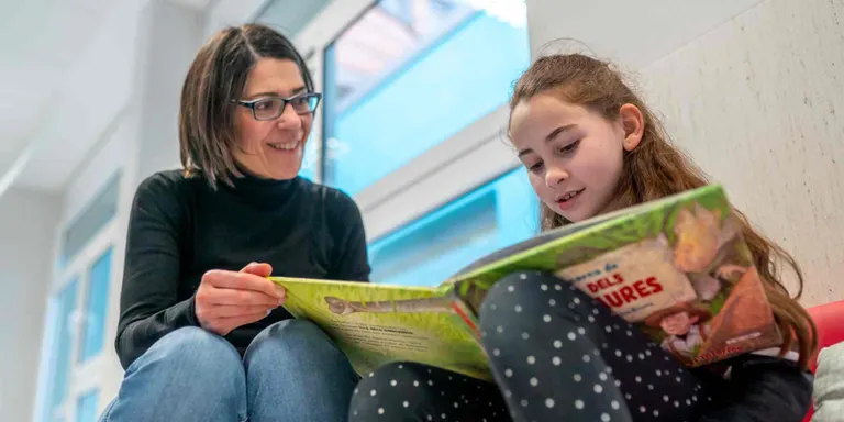 L'Escola Montpalau de Pineda busca voluntariat per participar al projecte LECXIT de comprensió lectora