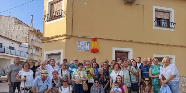 Roda de Berà i Casasimarro estrenyen llaços