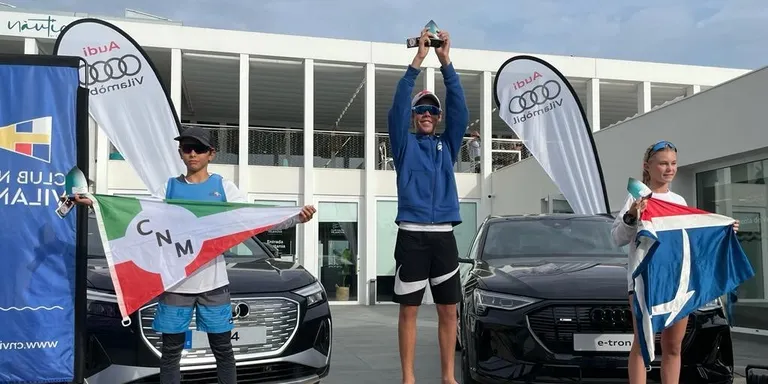 Cap de setmana d'excel·lents resultats en vela per l’equip d’Optimist i la secció de creuers del Club Nàutic Cambrils