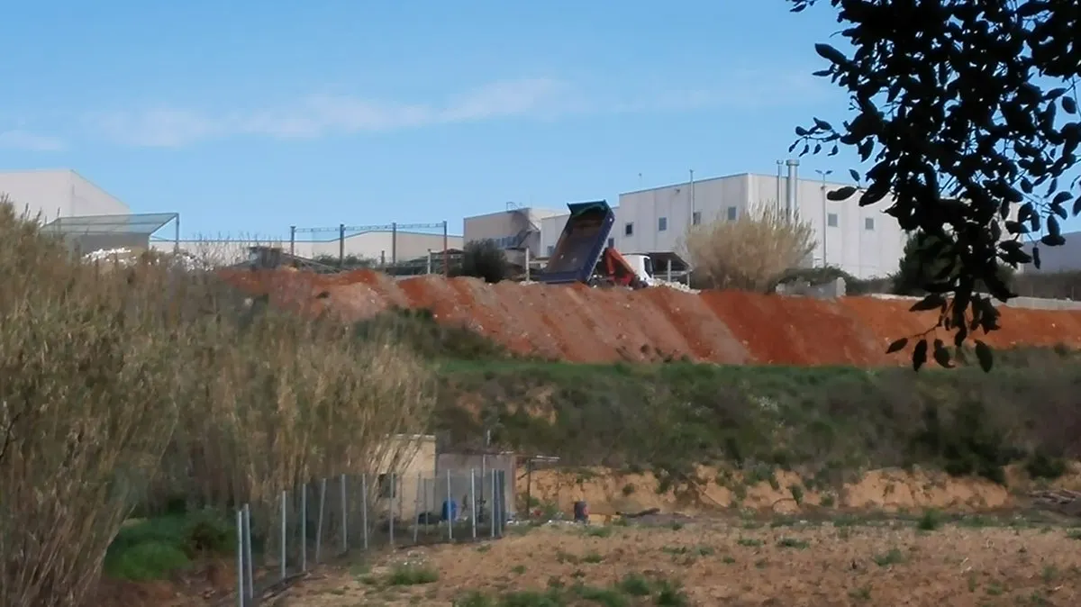 Carerac Verd reclama a l’Ajuntament que obri un nou expedient de sanció pels abocaments a La Borda