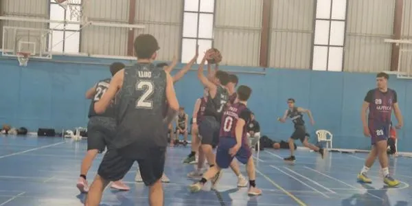 El Júnior masculí del Torredembarra BC guanya al CB Alcover i assegurar la primera plaça (86-59)