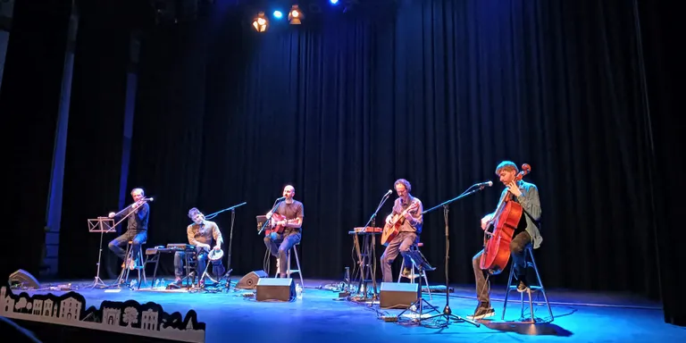 L'Auditori s'ha omplert al concert de Blaumut