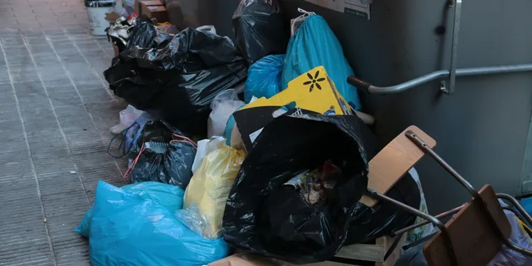 Els treballadors del servei de recollida de la brossa de Torredembarra tornaran a fer vaga per Setmana Santa