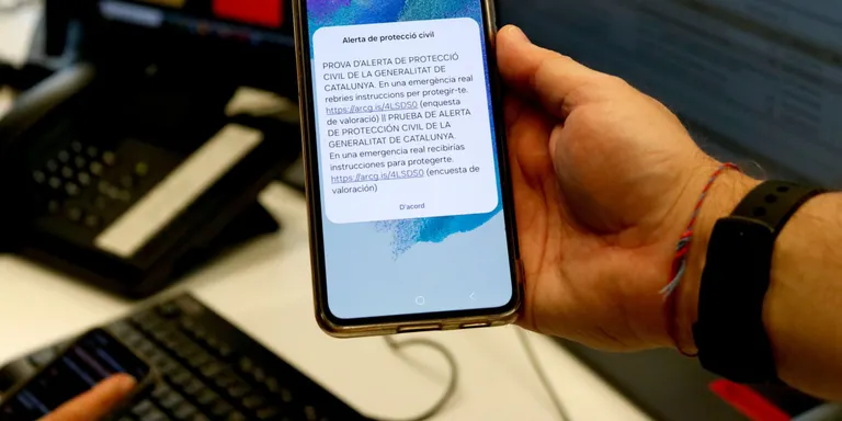 Protecció Civil assegura que “gran part de la població” ha rebut el missatge d’alerta als mòbils durant la prova