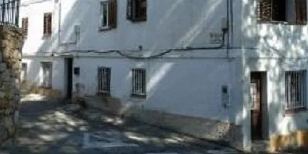 Restriccions de trànsit a la Baixada Rigalt per les obres d’asfaltat