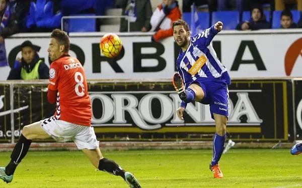 El Nàstic s’imposa per 1 a 3 al camp del líder, el Deportivo Alavés