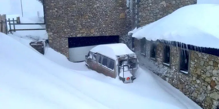 Gruixos de neu històrics als observatoris meteorològics de l'Alt Pirineu