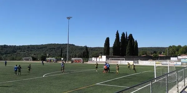 El Torredembarra i la Riera afronten dos duels directes davant el Banyeres i el Sant Jaume