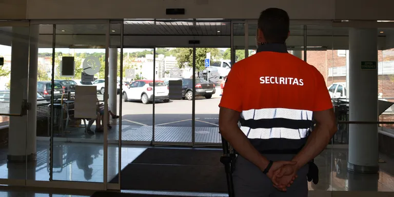 Dijous comencen les mesures de restriccions d'accés als Hospitals de Calella i Blanes