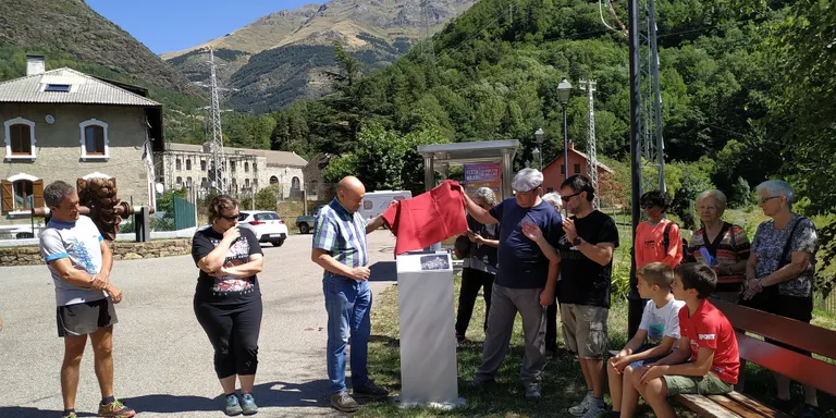 La Vall Fosca inaugura una ruta temàtica amb el nom del pedagog Artur Martorell
