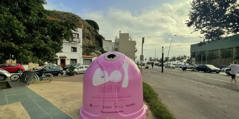 Campanya a Blanes amb "Ecovidrio" en el Dia Mundial de Lluita contra el Càncer de Mama