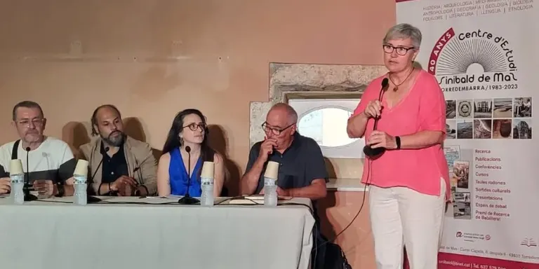 El Centre d'Estudis planteja fer una col·lecció divulgativa