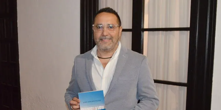 El utrerano Jesús Doblado presenta en COPE Utrera su libro 'Cuando la vida te lleva'