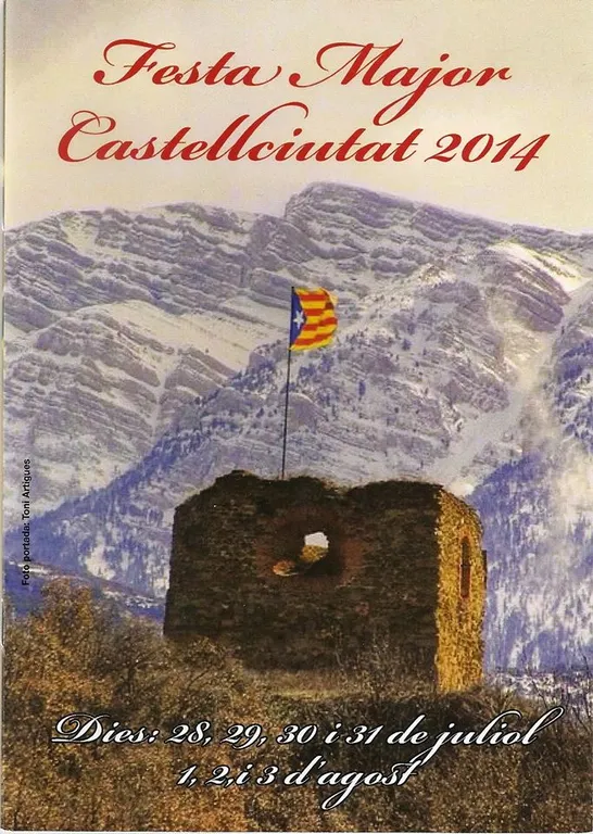 Castellciutat inicia la seva Festa Major amb la plantada del pi