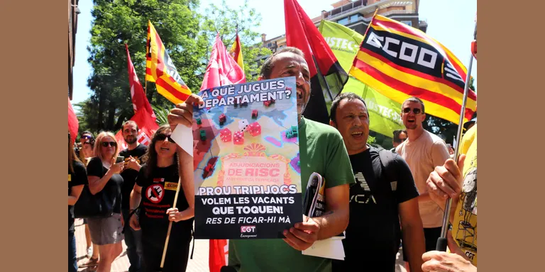 Educació publica l'adjudicació de destinacions dels docents per al curs vinent