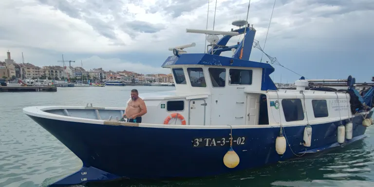 Les barques d’arrossegament de Cambrils tornen a la mar amb l’esperança que sigui una bona temporada