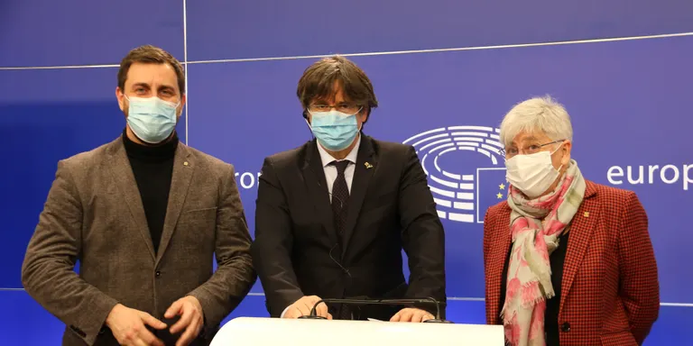 El TGUE desestima les cautelars i torna a retirar la immunitat a Puigdemont, Comín i Ponsatí