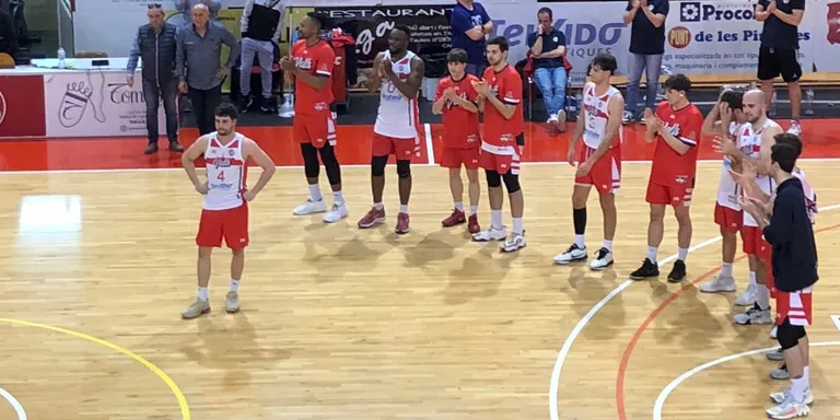 Últim partit de lliga EBA a casa amb homenatge a Llagostera