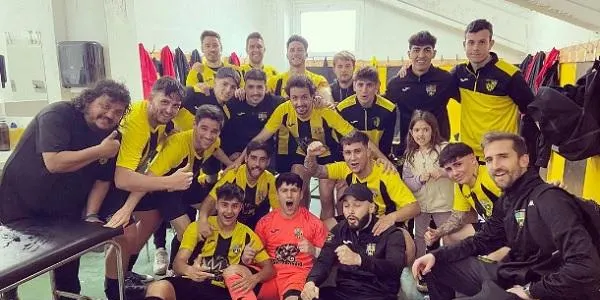 El CE Altafulla remunta al Riudoms ‘B’ en tres minuts i s’apropa de nou al lideratge (3-1)