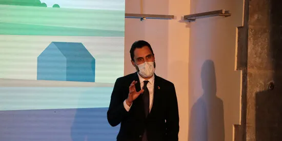 Roger Torrent diu al Miracle que el turisme és un factor decisiu en la transformació del model productiu