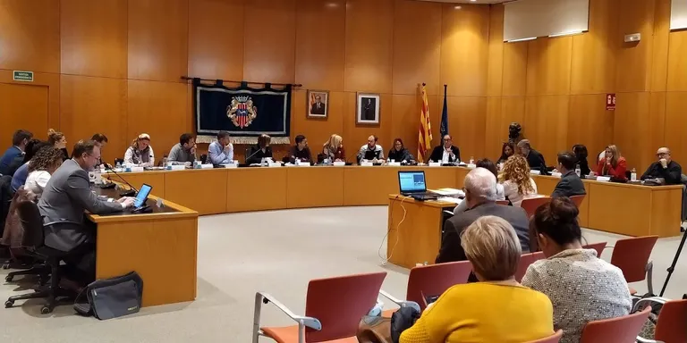 El PP de Cambrils demana que es reprenguin els plens i les reunions de manera presencial