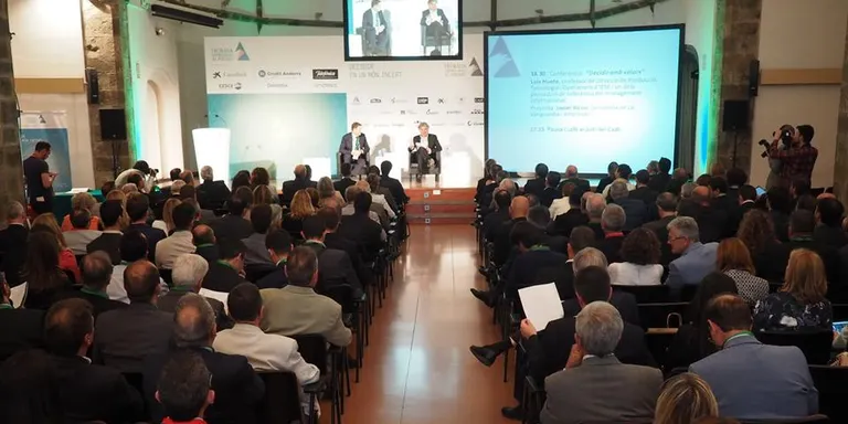 Els valors en l'economia i les experiències del territori enceten la Trobada Empresarial