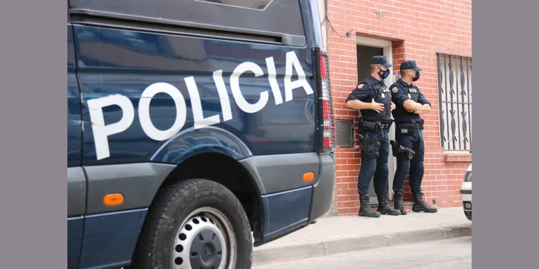 Detinguts 5 presumptes jihadistes a Barcelona i Madrid