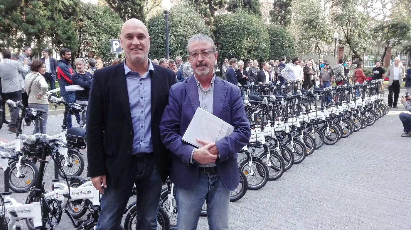 Vilassar de Mar rep tres bicicletes elèctriques de la Diputació de Barcelona