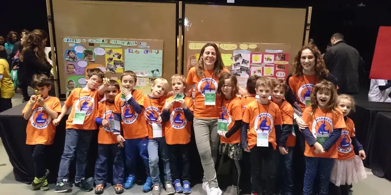 Els juniors dels Marrecs han participat al First Lego League amb un projecte sobre abelles
