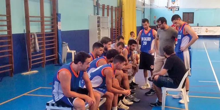 L'equip masculí de bàsquet torna a la competició fora de casa