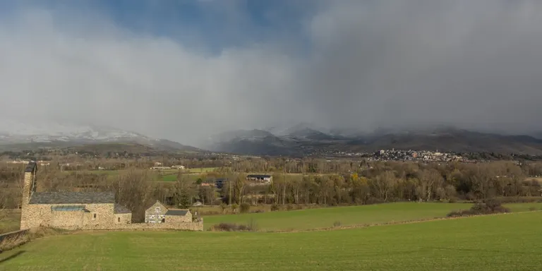 Vents de més de 120 km/h al Pirineu a causa del temporal