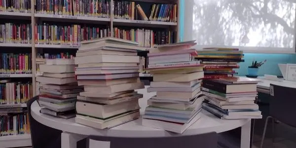 El Club de Lectura d’Adults de la Biblioteca Municipal d’Altafulla clou l’any amb una vintena de lectors