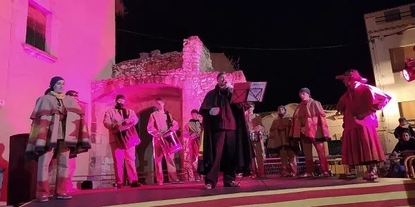 Els Diables d'Altafulla reparteixen a tort i a dret amb els seus versots