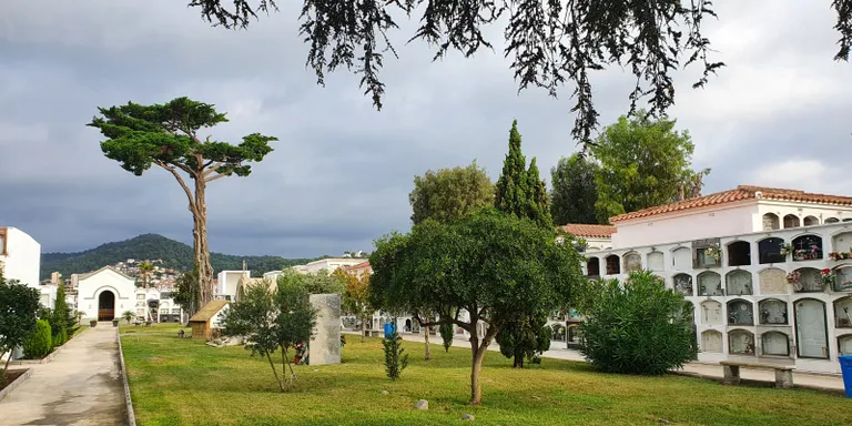 Horaris del cementiri per Tots Sants