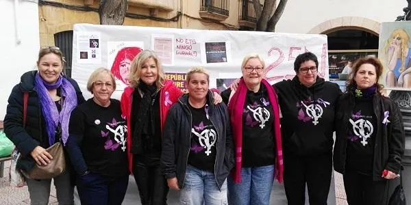 Papallones Liles convida la ciutadania a participar en la performance contra la violència masclista ‘El violador ets tu’