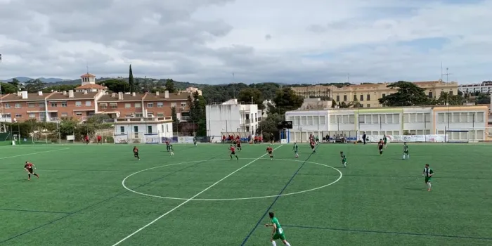 El primer equip del CF Arenys empata a 2 davant La Mataronesa