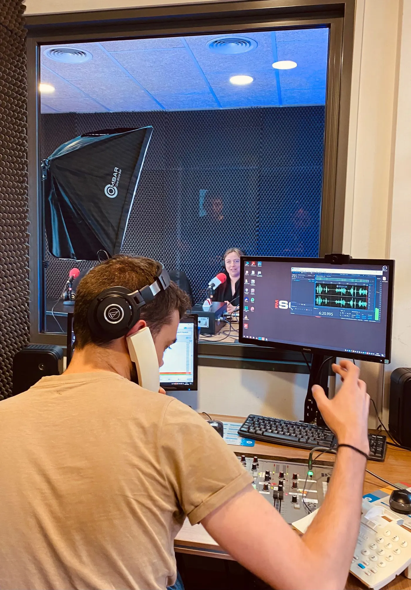 <strong>Solsona FM oferirà aquest diumenge un programa especial per seguir la nit electoral</strong>