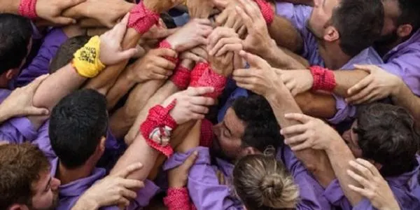 Proposen que s'atorgui la Creu de Sant Jordi als Castellers d'Altafulla