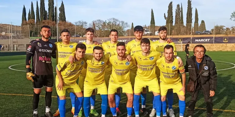 El Cambrils Unió es retroba amb la victòria davant el Sarrià en la recta final