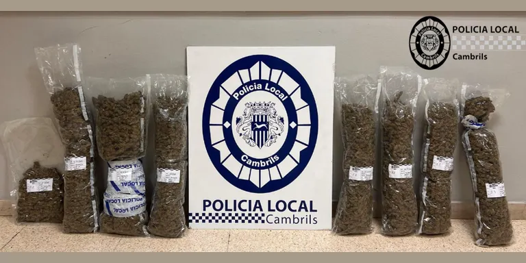 La Policia Local de Cambrils deté dues persones com a presumptes autores d’un delicte contra la salut pública