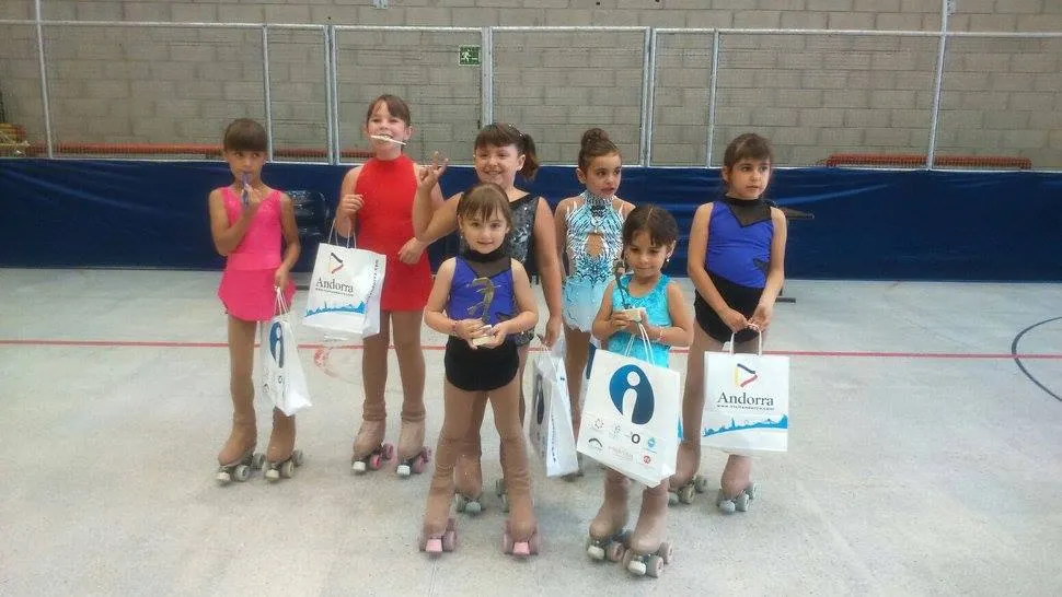 Algunes de les patinadores al Trofeu d'Andorra (Foto: Patinatge La Seu)