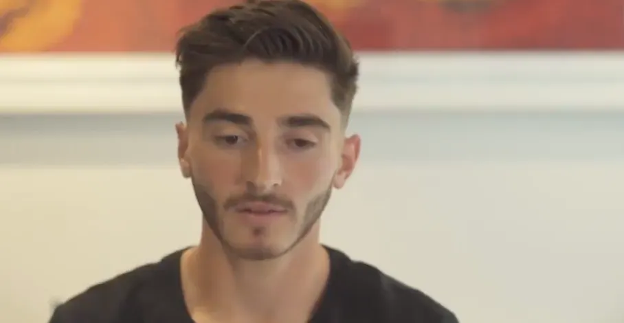 Suport internacional a Josh Cavallo, futbolista que ha hagut d'amagar la seva homosexualitat fins ara